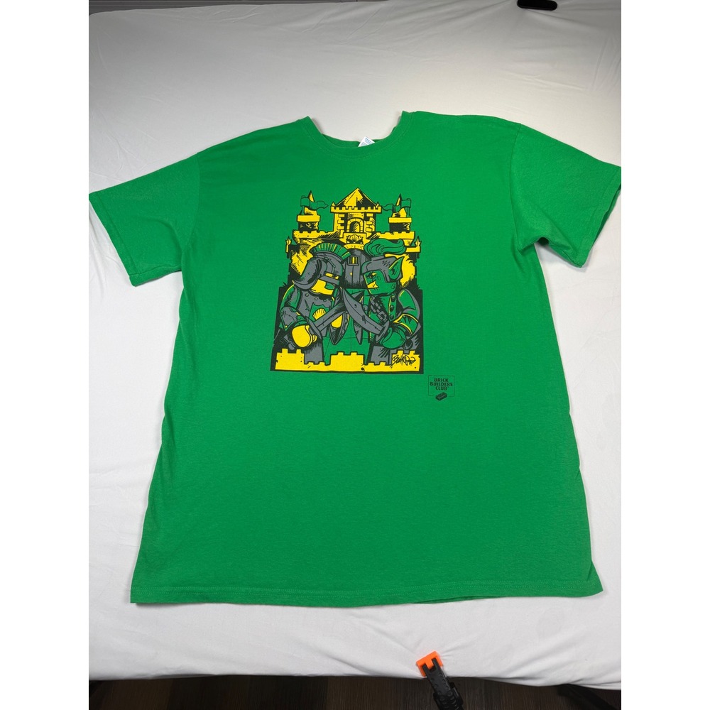 Brick Builders Club Green Graphic T-Shirt Mens Large Knight Castle Legos club